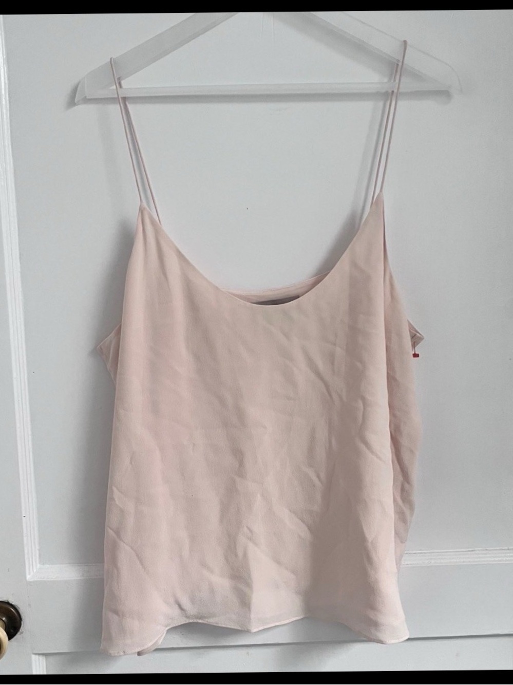 Everlane The Clean Silk Pink
Cami Size 8